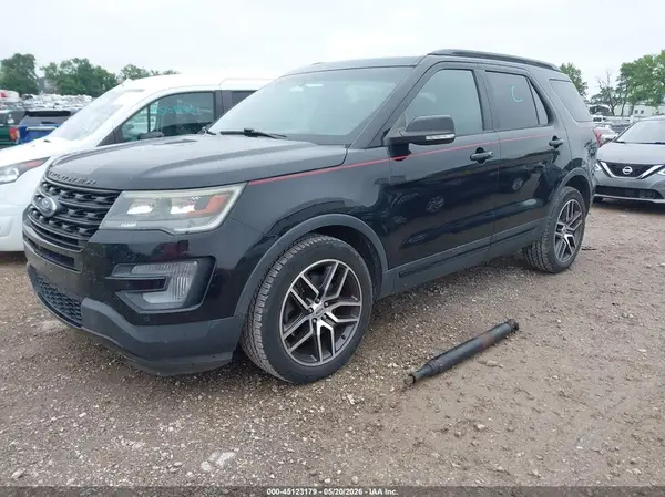 1FM5K8GT6GGB93296 2016 FORD EXPLORER - Image 2