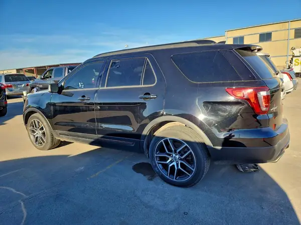 1FM5K8GT6GGB93914 2016 FORD EXPLORER - Image 2