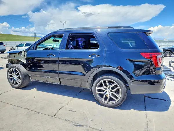 1FM5K8GT6GGC79644 2016 FORD EXPLORER - Image 2