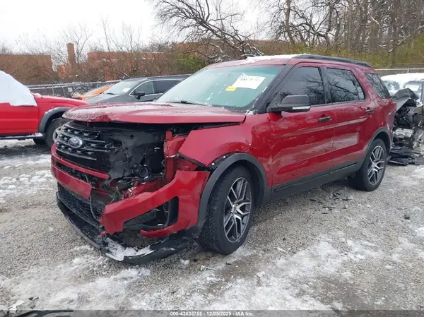 1FM5K8GT6GGC83970 2016 FORD EXPLORER - Image 2