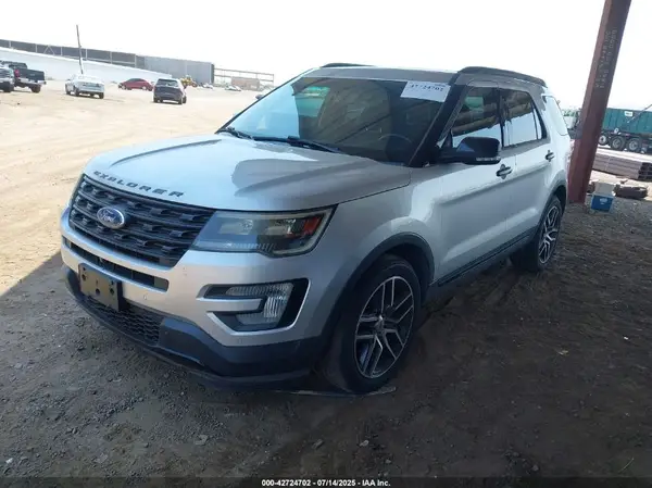 1FM5K8GT6GGD14196 2016 FORD EXPLORER - Image 2