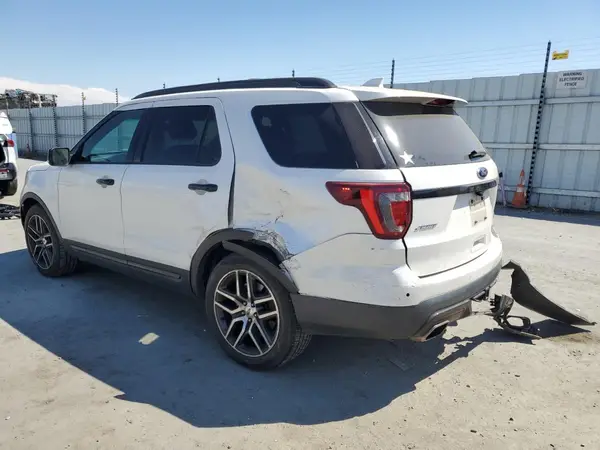 1FM5K8GT6GGD29569 2016 FORD EXPLORER - Image 2