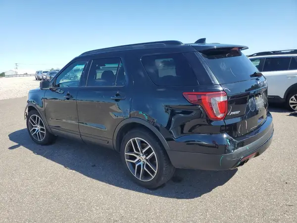1FM5K8GT6HGA16099 2017 FORD EXPLORER - Image 2