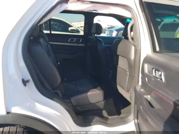 1FM5K8GT6HGA27510 2017 FORD EXPLORER - Image 8