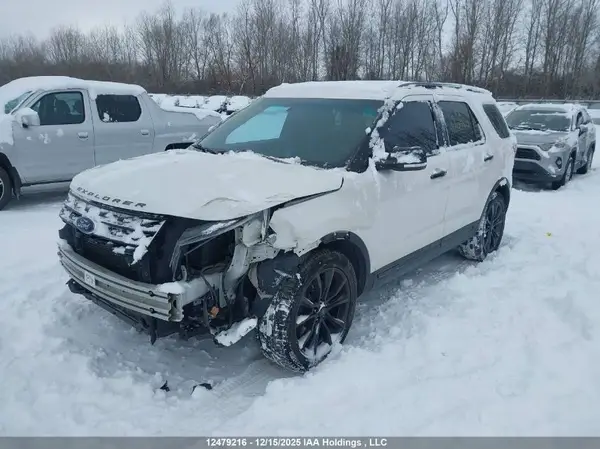 1FM5K8GT6HGA72124 2017 FORD EXPLORER - Image 2