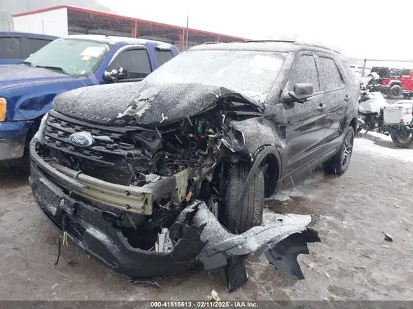 1FM5K8GT6HGA74780 2017 FORD EXPLORER - Image 2