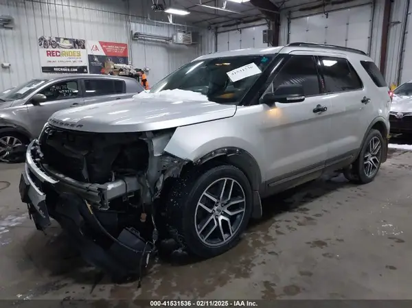 1FM5K8GT6HGA99307 2017 FORD EXPLORER - Image 2