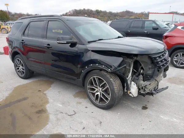 1FM5K8GT6HGB21371 2017 FORD EXPLORER - Image 1