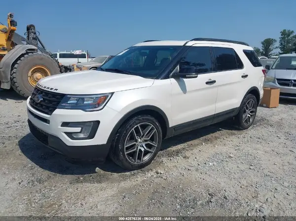 1FM5K8GT6HGB49395 2017 FORD EXPLORER - Image 2