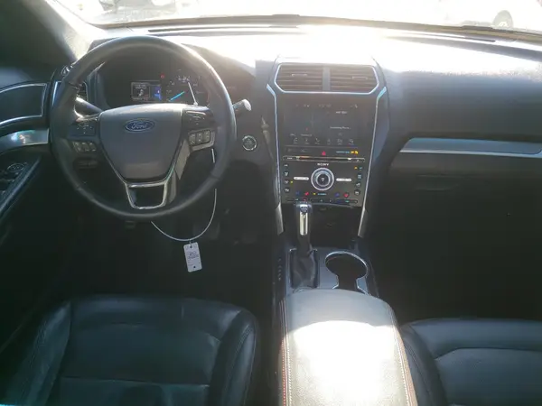 1FM5K8GT6HGB49588 2017 FORD EXPLORER - Image 8