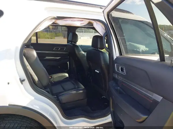 1FM5K8GT6HGB89881 2017 FORD EXPLORER - Image 8