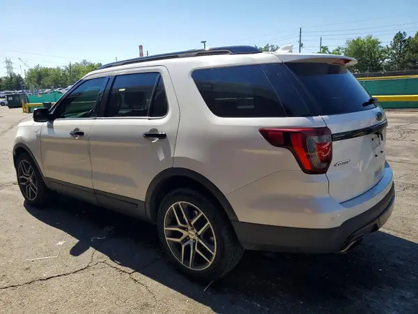 1FM5K8GT6HGC36889 2017 FORD EXPLORER - Image 2