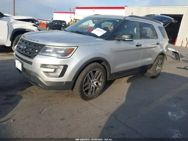 1FM5K8GT6HGC48637 2017 FORD EXPLORER - Image 2