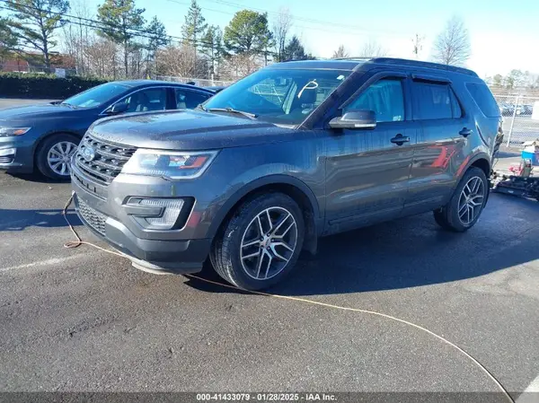 1FM5K8GT6HGC67768 2017 FORD EXPLORER - Image 2