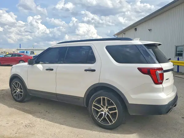 1FM5K8GT6HGC88572 2017 FORD EXPLORER - Image 2