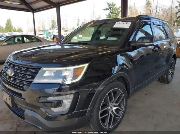 1FM5K8GT6HGD04737 2017 FORD EXPLORER - Image 2