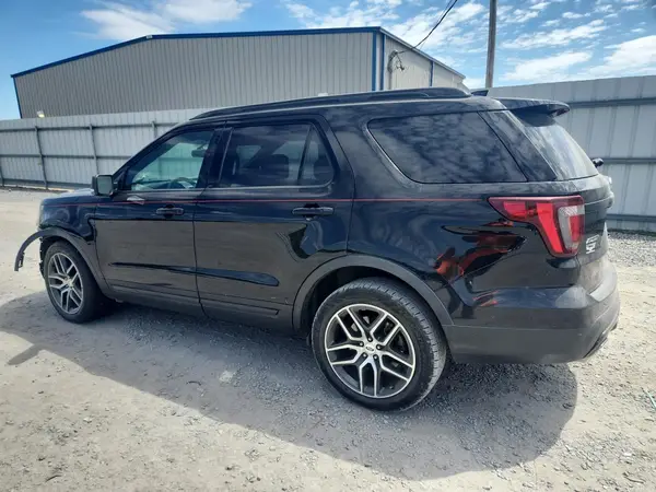 1FM5K8GT6HGE08015 2017 FORD EXPLORER - Image 2
