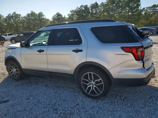 1FM5K8GT6HGE35019 2017 FORD EXPLORER - Image 2