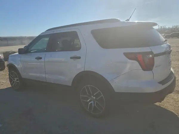1FM5K8GT6JGA05481 2018 FORD EXPLORER - Image 2