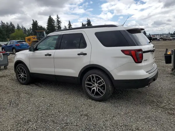 1FM5K8GT6JGB44901 2018 FORD EXPLORER - Image 2