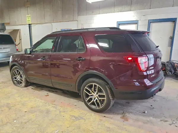 1FM5K8GT6JGC24957 2018 FORD EXPLORER - Image 2