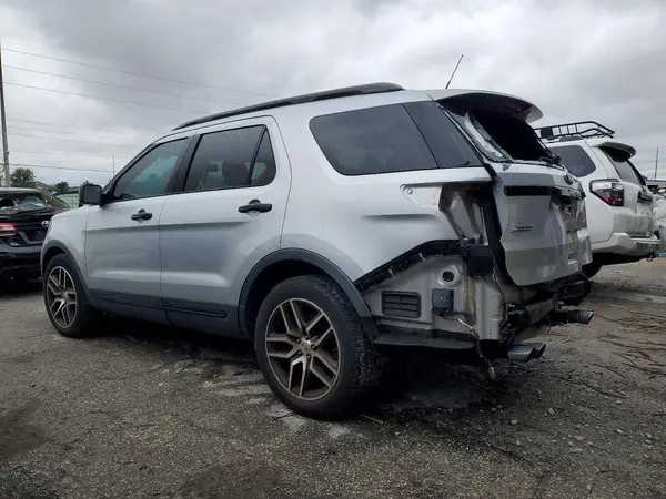 1FM5K8GT6JGC63855 2018 FORD EXPLORER - Image 2