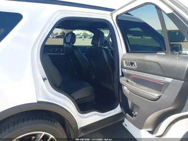 1FM5K8GT6JGC87122 2018 FORD EXPLORER - Image 8