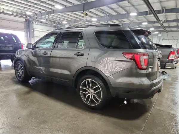 1FM5K8GT6KGA46744 2019 FORD EXPLORER - Image 2