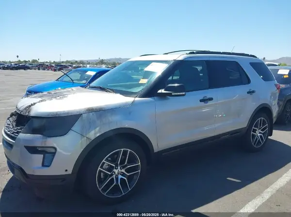 1FM5K8GT6KGB08238 2019 FORD EXPLORER - Image 2