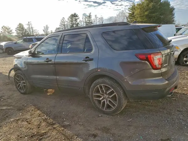 1FM5K8GT6KGB10927 2019 FORD EXPLORER - Image 2