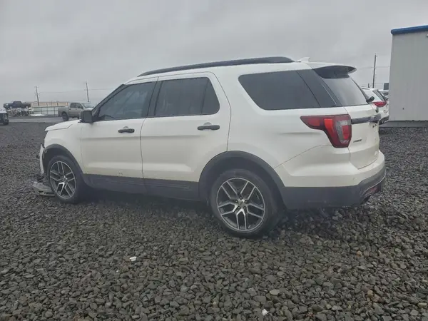 1FM5K8GT7GGA82403 2016 FORD EXPLORER - Image 2