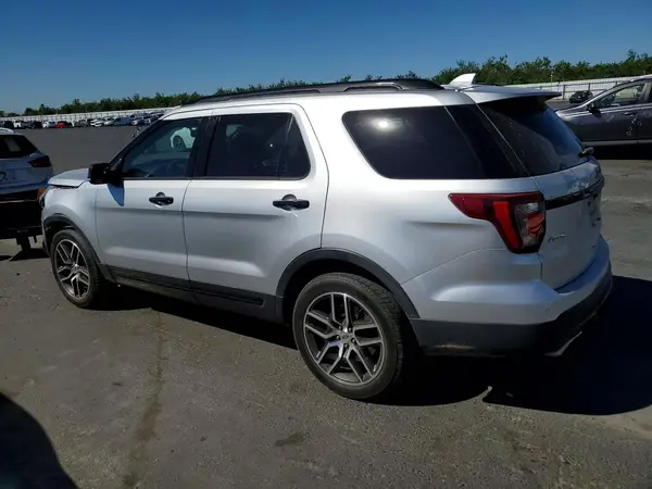 1FM5K8GT7GGB44284 2016 FORD EXPLORER - Image 2