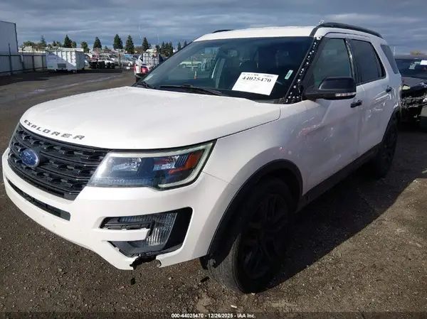 1FM5K8GT7GGB73073 2016 FORD EXPLORER - Image 2