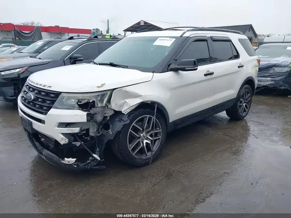 1FM5K8GT7GGC28525 2016 FORD EXPLORER - Image 2