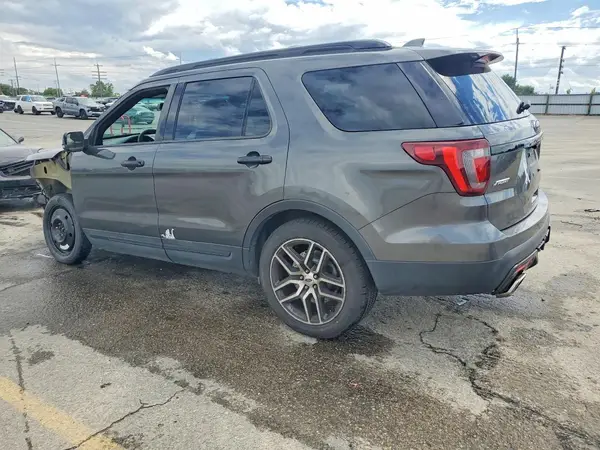 1FM5K8GT7GGC30713 2016 FORD EXPLORER - Image 2