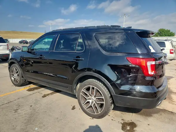 1FM5K8GT7GGC84366 2016 FORD EXPLORER - Image 2