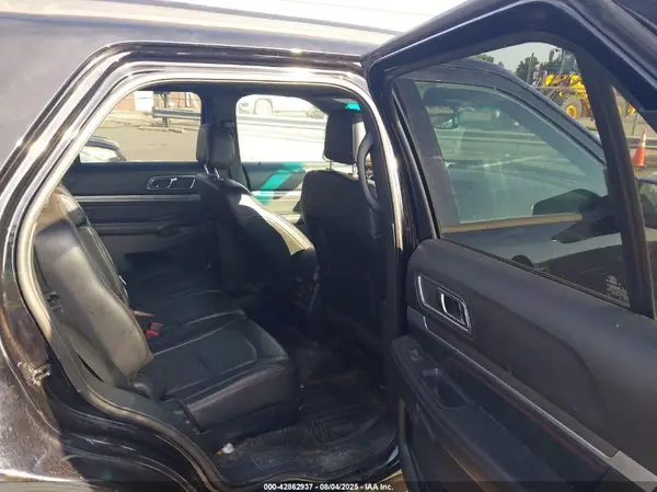 1FM5K8GT7HGA34949 2017 FORD EXPLORER - Image 8