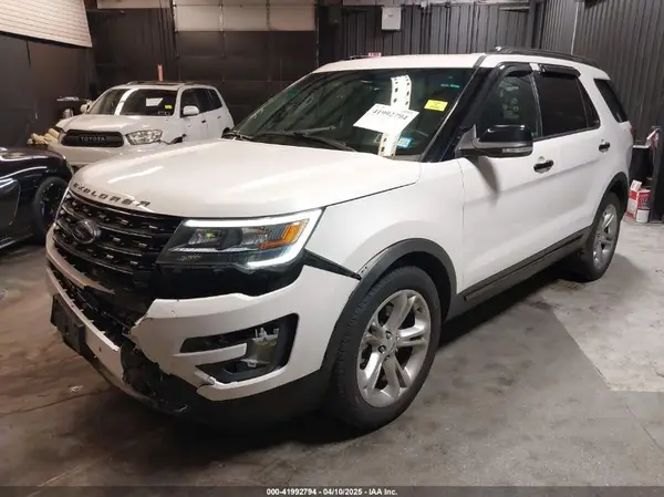 1FM5K8GT7HGA40069 2017 FORD EXPLORER - Image 2