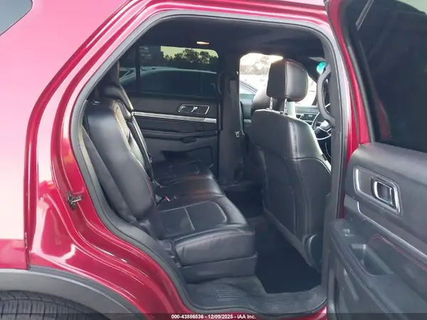 1FM5K8GT7HGA43151 2017 FORD EXPLORER - Image 8