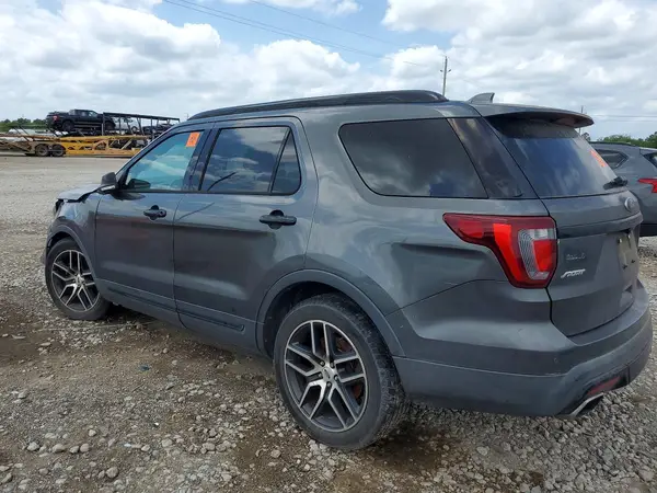 1FM5K8GT7HGA86601 2017 FORD EXPLORER - Image 2