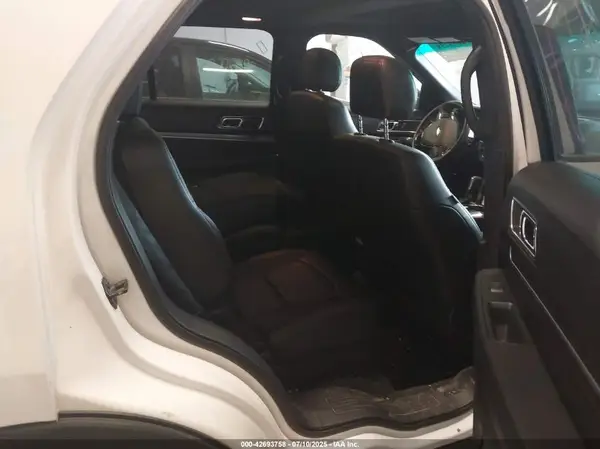 1FM5K8GT7HGA92852 2017 FORD EXPLORER - Image 8