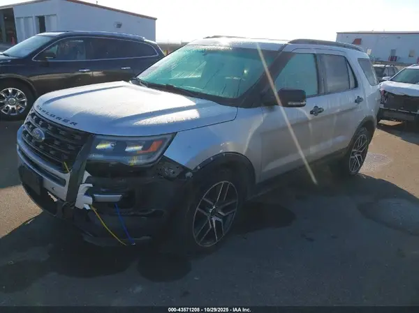 1FM5K8GT7HGB07785 2017 FORD EXPLORER - Image 2