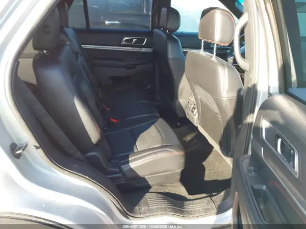 1FM5K8GT7HGB07785 2017 FORD EXPLORER - Image 8