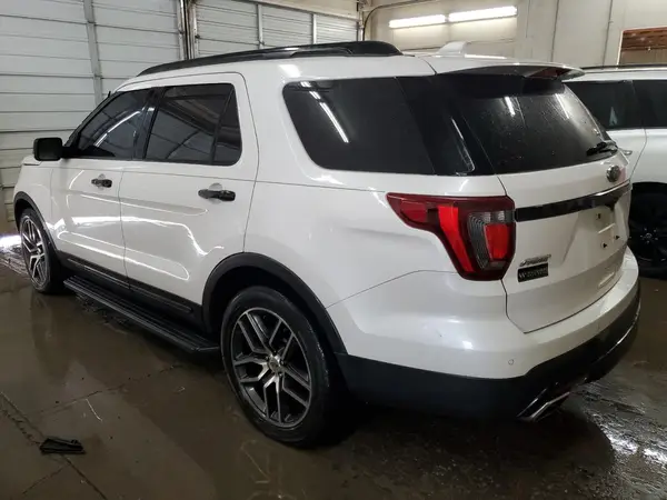 1FM5K8GT7HGB19628 2017 FORD EXPLORER - Image 2