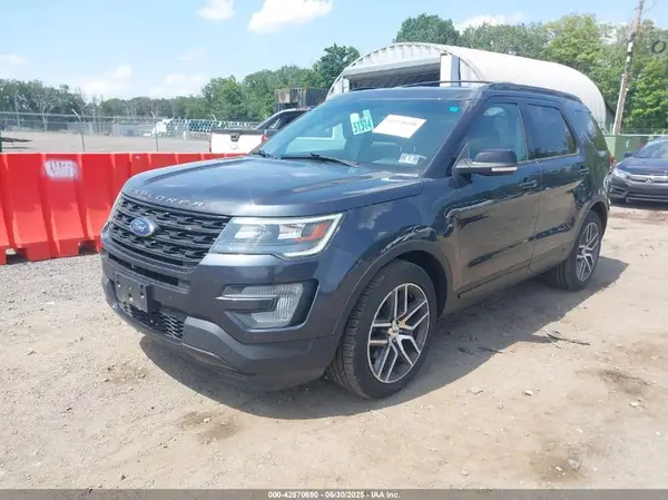 1FM5K8GT7HGB75715 2017 FORD EXPLORER - Image 2