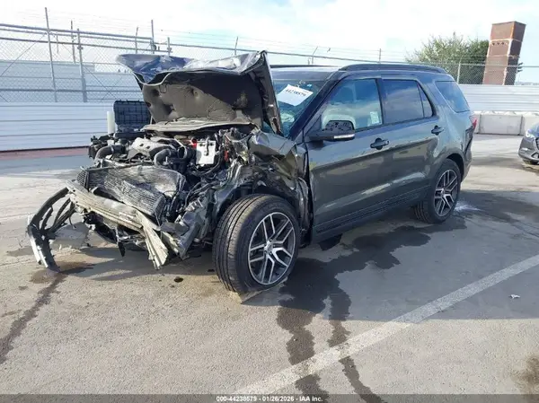 1FM5K8GT7HGC47710 2017 FORD EXPLORER - Image 2