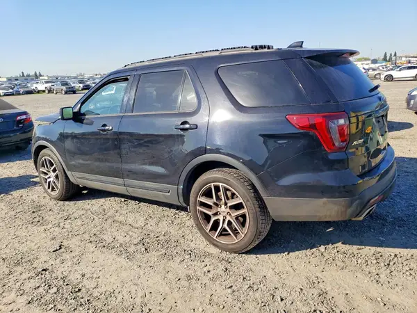 1FM5K8GT7HGC62076 2017 FORD EXPLORER - Image 2