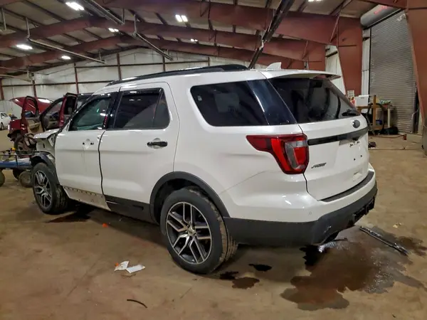 1FM5K8GT7HGC75216 2017 FORD EXPLORER - Image 2