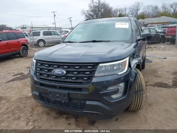1FM5K8GT7HGC82568 2017 FORD EXPLORER - Image 2