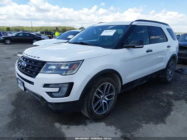 1FM5K8GT7HGE09769 2017 FORD EXPLORER - Image 2